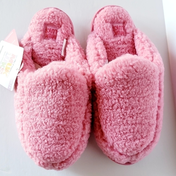 Muk Luks Chaya Slipper Bubblegum Pink - Picture 2 of 5